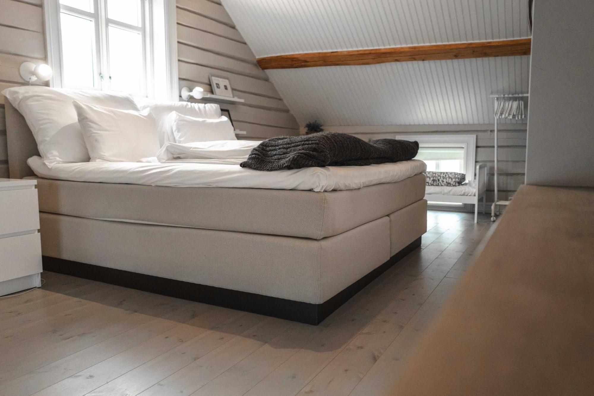 Lofoten Suite Apartments - Rostad Retro Rorbuer Reine Kültér fotó