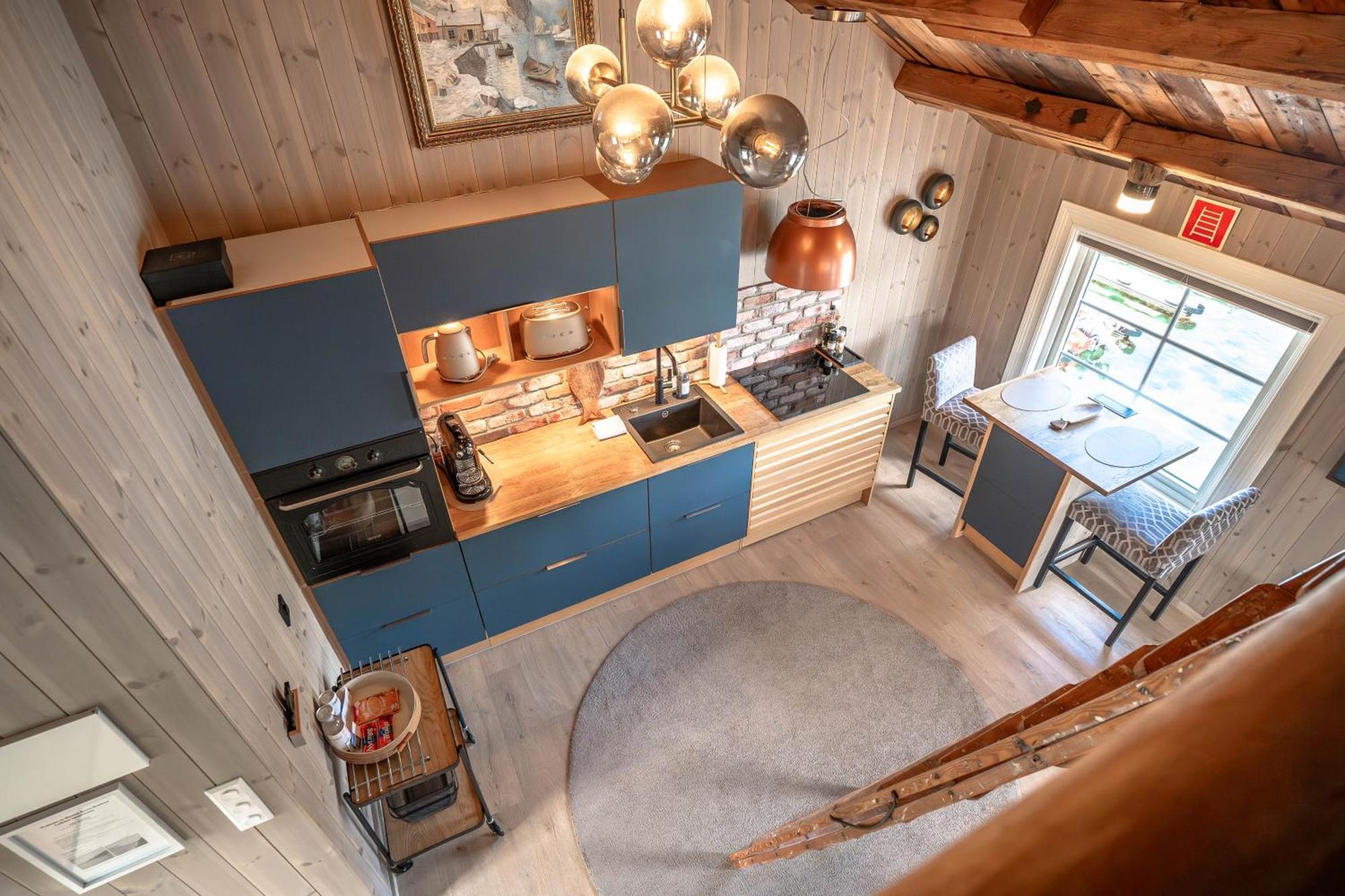 Lofoten Suite Apartments - Rostad Retro Rorbuer Reine Kültér fotó