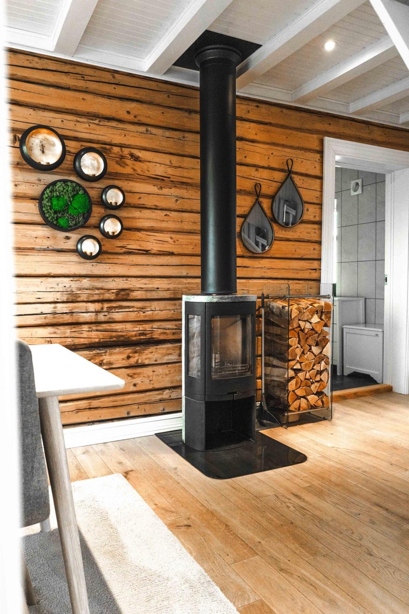Lofoten Suite Apartments - Rostad Retro Rorbuer Reine Kültér fotó